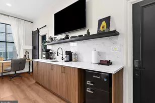 2220 Charles Street N, Baltimore, MD 21218 - Photo 7