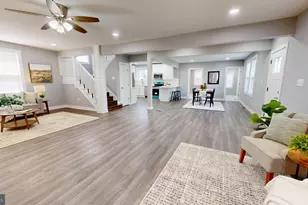 5728 Clover Rd, Baltimore, MD 21215 - Photo 9