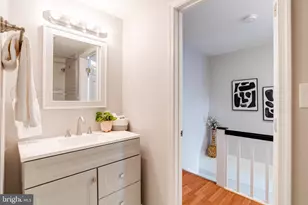 528 Holtzman Ct, Baltimore, MD 21231 - Photo 21