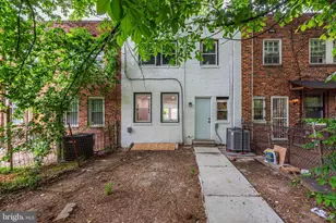 2727 Ellicott Dr, Baltimore, MD 21216 - Photo 25