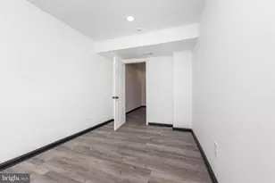 2727 Ellicott Dr, Baltimore, MD 21216 - Photo 21