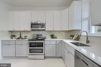 427 E 27th Street, Baltimore, MD 21218 - Photo 11