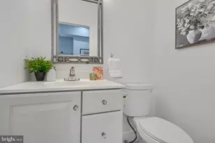 427 E 27th St, Baltimore, MD 21218 - Photo 9