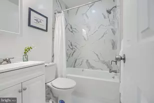 427 E 27th St, Baltimore, MD 21218 - Photo 19