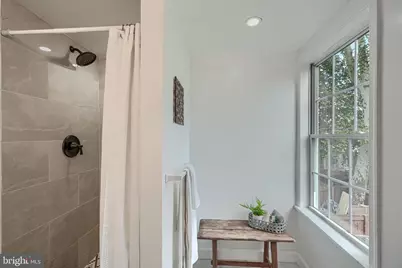 427 E 27th Street, Baltimore, MD 21218 - Photo 17