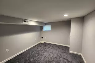 2005 Ridgehill Ave, Baltimore, MD 21217 - Photo 9