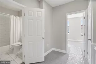 766 N Grantley St, Baltimore, MD 21229 - Photo 31