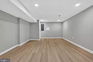 402 E North Ave, Baltimore, MD 21202 - Photo 13