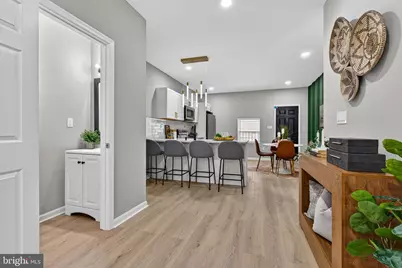 402 E North Avenue, Baltimore, MD 21202 - Photo 5