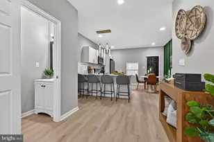 402 E North Ave, Baltimore, MD 21202 - Photo 5