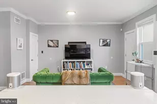 815 Brooks Ln, Baltimore, MD 21217 - Photo 15