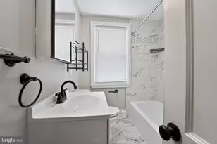 1018 W 43rd St, Baltimore, MD 21211 - Photo 17