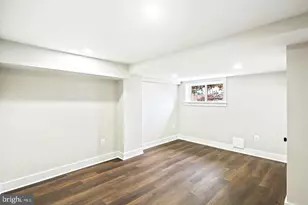 1327 W 42nd St, Baltimore, MD 21211 - Photo 17