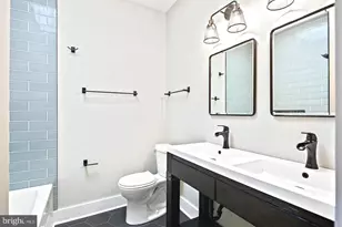 1327 W 42nd St, Baltimore, MD 21211 - Photo 27