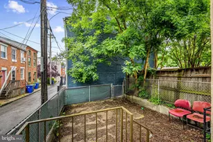 1123 Hollins St, Baltimore, MD 21223 - Photo 37
