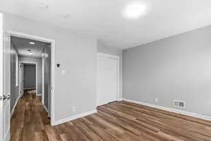 1123 Hollins St, Baltimore, MD 21223 - Photo 27
