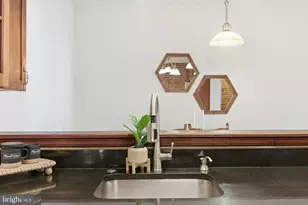 11 E Ostend St, Baltimore, MD 21230 - Photo 9