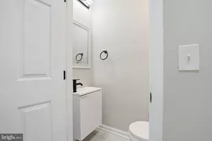 2710 Mura St, Baltimore, MD 21213 - Photo 15
