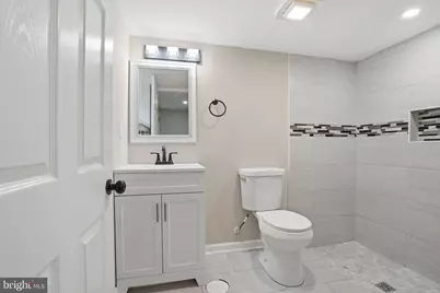2710 Mura Street, Baltimore, MD 21213 - Photo 29