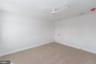 818 Mt Holly St, Baltimore, MD 21229 - Photo 17