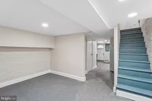 135 N Highland Ave, Baltimore, MD 21224 - Photo 25
