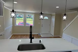 2717 Wegworth Ln, Baltimore, MD 21230 - Photo 9