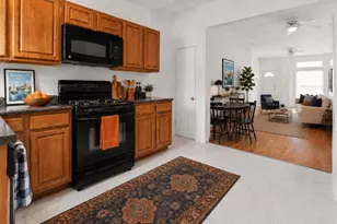 3915 Falls Rd, Baltimore, MD 21211 - Photo 5