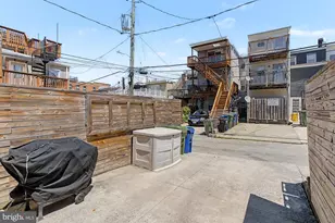 1303 Clarkson St, Baltimore, MD 21230 - Photo 33