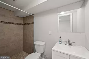 101 N East Ave, Baltimore, MD 21224 - Photo 31