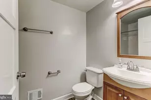 3 N Linwood Ave, Baltimore, MD 21224 - Photo 11