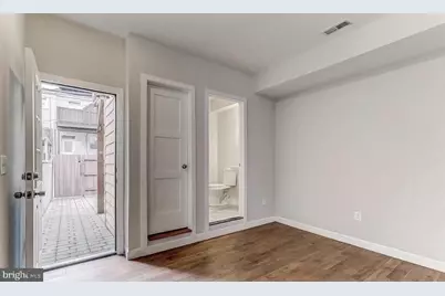 3 N Linwood Avenue, Baltimore, MD 21224 - Photo 5
