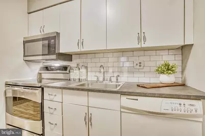 536 S Charles Street #R77, Baltimore, MD 21201 - Photo 19