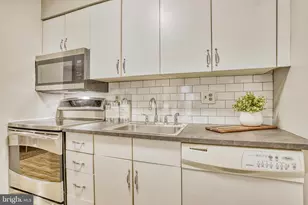 536 S Charles St, Baltimore, MD 21201 - Photo 19