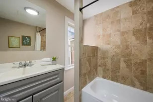 125 E Cross St, Baltimore, MD 21230 - Photo 17