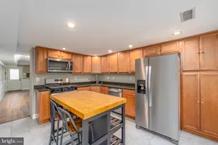 621 S Rose St, Baltimore, MD 21224 - Photo 11