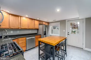 621 S Rose St, Baltimore, MD 21224 - Photo 13