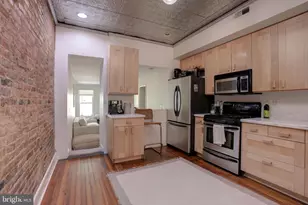204 S Wolfe Street S, Baltimore, MD 21231 - Photo 11