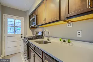 6803 Gough St, Baltimore, MD 21224 - Photo 15