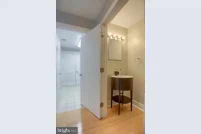 1400 Lancaster Street #802, Baltimore, MD 21231 - Photo 15