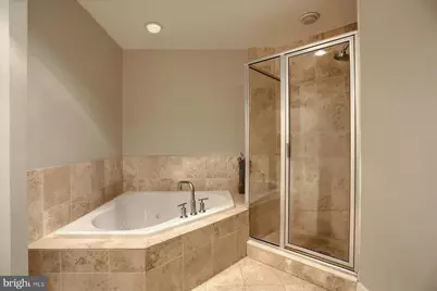 1400 Lancaster Street #802, Baltimore, MD 21231 - Photo 21
