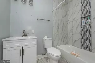 2113 McCulloh St, Baltimore, MD 21217 - Photo 9