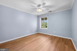 16 Cross Keys Rd, Baltimore, MD 21210 - Photo 15