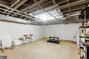 1530 E Baltimore St, Baltimore, MD 21231 - Photo 11