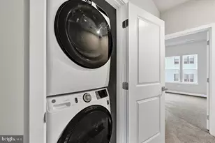 815 Lennox St, Baltimore, MD 21217 - Photo 23