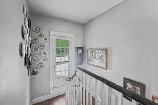 24 Merrymount Rd, Baltimore, MD 21210 - Photo 17