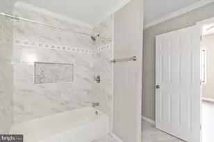 1001 S Carey St, Baltimore, MD 21223 - Photo 31