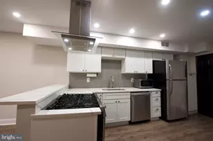 502 S Bradford St, Baltimore, MD 21224 - Photo 3