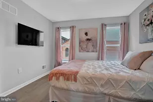 2117 E Chase St, Baltimore, MD 21213 - Photo 15