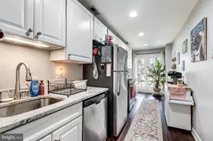 1217 S Clinton St, Baltimore, MD 21224 - Photo 15