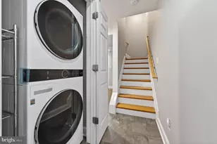 1004 Baylis St, Baltimore, MD 21224 - Photo 37